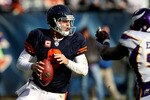 CHICAGO - NOVEMBER 14: Jay Cutler #6 of the Chicago Bears drops back to look for a receiver against the Minnesota Vikings at Soldier Field on November 14, 2010 in Chicago, Illinois. The Bears defeated the Vikings 27-13. (Photo by Jonathan Daniel/Getty Images)