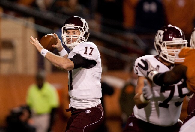 AUSTIN, TX - NOVEMBER 25: Texas A&M quarterback Ryan Tannehill #17 prepares to pass during the first half against the  University of Texas at Darrell K. Royal-Texas Memorial Stadium on November 25, 2010 in Austin, Texas. (Photo by Darren Carroll/Getty Images)