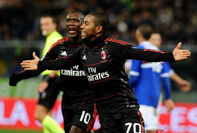 GENOA, ITALY - NOVEMBER 27: Robinho of AC Milan celebrates scoring his team's opening goal during the Serie A match between UC  Sampdoria and AC Milan at Stadio Luigi Ferraris on November 27, 2010 in Genoa, Italy.  (Photo by Massimo Cebrelli/Getty Images)