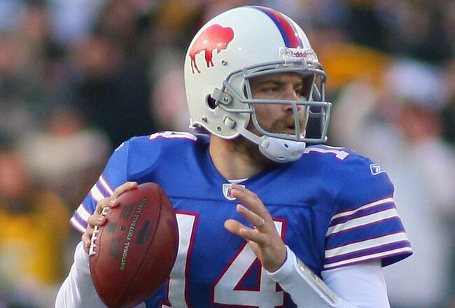 ORCHARD PARK, NY - NOVEMBER 28:  Ryan Fitzpatrick #14  of the Buffalo Bills readies to throw against the Pittsburgh Steelers at Ralph Wilson Stadium on November 28, 2010 in Orchard Park, New York. Pittsburgh won 19-16 in overtime.  (Photo by Rick Stewart/Getty Images)