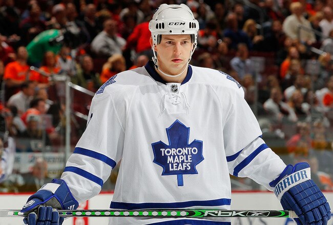 PHILADELPHIA - OCTOBER 23:  Colby Armstrong #9 of the Toronto Maple Leafs waits for a faceoff during a hockey game against the Philadelphia Flyers at the Wells Fargo Center on October 23, 2010 in Philadelphia, Pennsylvania.  (Photo by Paul Bereswill/Getty Images)