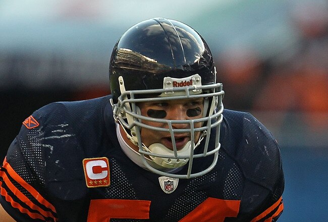 CHICAGO - NOVEMBER 14: Brian Urlacher #54 of the Chicago Bears awaits the start of play against the Minnesota Vikings at Soldier Field on November 14, 2010 in Chicago, Illinois. The Bears defeated the Vikings 27-13. (Photo by Jonathan Daniel/Getty Images)