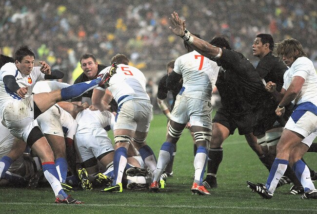 WELLINGTON, NEW ZEALAND - JUNE 20:  Florian Fritz of France clears the ball from the back of a ruck during the Second Test match between the New Zealand All Blacks and France at Westpac Stadium on June 20, 2009 in Wellington, New Zealand.  (Photo by Ross Land/Getty Images)