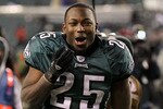 PHILADELPHIA, PA - DECEMBER 02:  LeSean McCoy #25 of the Philadelphia Eagles celebrates as he walks off the field after they won 34-24 against the Houston Texans at Lincoln Financial Field on December 2, 2010 in Philadelphia, Pennsylvania.  (Photo by Jim McIsaac/Getty Images)
