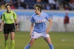 5-16-09goldpridevsredstars0925_crop_150x100