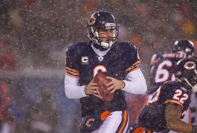 CHICAGO, IL - DECEMBER 12: Jay Cutler #6 of the Chicago Bears looks to pass against the New England Patriots at Soldier Field on December 12, 2010 in Chicago, Illinois.  The Patriots beat the Bears 36-7.  (Photo by Dilip Vishwanat/Getty Images)