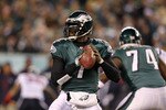 PHILADELPHIA, PA - DECEMBER 02:  Quarterback Michael Vick #7 of the Philadelphia Eagles throws a pass against the Houston Texans at Lincoln Financial Field on December 2, 2010 in Philadelphia, Pennsylvania.  (Photo by Al Bello/Getty Images)
