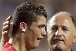 02-ronaldo-crying_crop_150x100