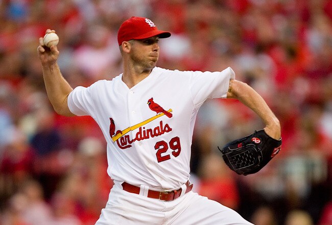 ST. LOUIS - AUGUST 21: Starter Chris Carpenter #29 of the St. Louis Cardinals pitches against the San Francisco Giants at Busch Stadium on August 21, 2010 in St. Louis, Missouri.  (Photo by Dilip Vishwanat/Getty Images)