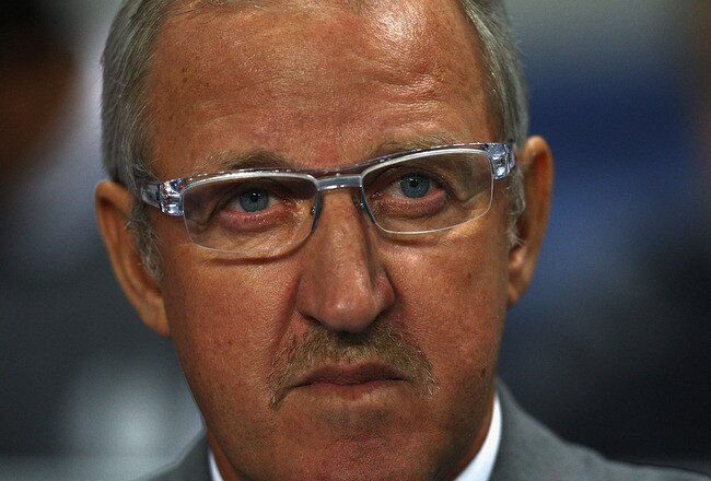 MANCHESTER, ENGLAND - SEPTEMBER 30:  Luigi Delneri, manager of Juventus looks on during the UEFA Europa League Group A match between Manchester City and Juventus FC at City of Manchester Stadium on September 30, 2010 in Manchester, England.  (Photo by Matthew Lewis/Getty Images)