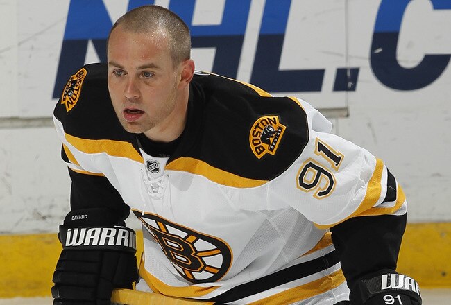 SUNRISE, FL - DECEMBER 27: Marc Savard #91 of the Boston Bruins warms up prior to the game against the Florida Panthers on December 27, 2010 at the BankAtlantic Center in Sunrise, Florida. The Bruins defeated the Panthers 3-2 in a shoot-out. (Photo by Joel Auerbach/Getty Images)