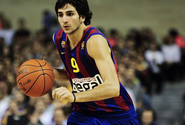 BARCELONA, SPAIN - OCTOBER 07:  Ricky Rubio #9 of the Regal FC Barcelona in action during the NBA Europe Live match between Los Angeles Lakers and Regal FC Barcelona at the at Palau Blaugrana on October 7, 2010 in Barcelona, Spain.  (Photo by David Ramos/Getty Images)