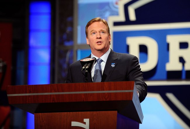 NEW YORK - APRIL 22:  NFL Commissioner Roer Goodell speaks at the podium during the first round of the 2010 NFL Draft at Radio City Music Hall on April 22, 2010 in New York City.  (Photo by Jeff Zelevansky/Getty Images)