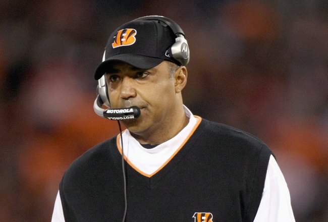 SAN FRANCISCO - DECEMBER 15: Head coach Marvin Lewis of the Cincinnati Bengals walks on the sidelines against the San Francisco 49ers on December 15, 2007 at Monster Park in San Francisco, California. (Photo by Jed Jacobsohn/Getty Images)