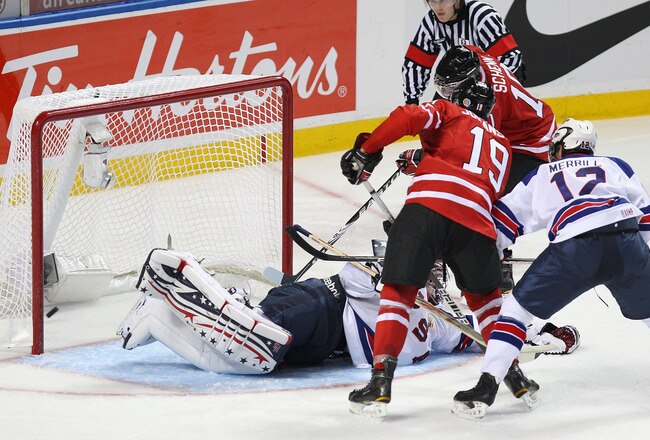 RBUFFALO, NY - JANUARY 03:  Ryan Johansen #19 of Canada scores Canada's third goal against the United States  during the 2011 IIHF World U20 Championship Semi Final game between United States and Canada on January 3, 2011 in Buffalo, New York.  (Photo by Rick Stewart/Getty Images)