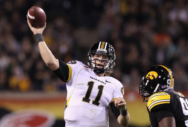 TEMPE, AZ - DECEMBER 28:  Quarterback Blaine Gabbert #11 of the Missouri Tigers throws a pass during the Insight Bowl against the Iowa Hawkeyes at Sun Devil Stadium on December 28, 2010 in Tempe, Arizona.  The Hawkeyes defeated the Tigers 27-24. (Photo by Christian Petersen/Getty Images)
