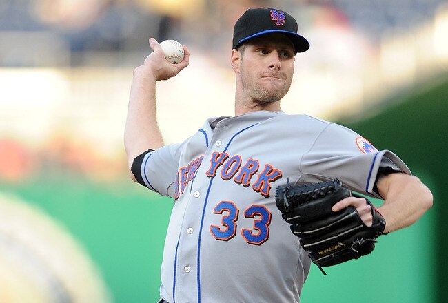 WASHINGTON - MAY 20:  John Maine #33 of the New York Mets pitches against the Washington Nationals at Nationals Park on May 20, 2010 in Washington, DC.  (Photo by Greg Fiume/Getty Images)