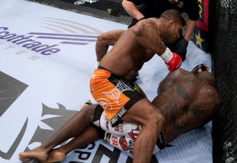 11_overeem_vs_rogers_crop_340x234