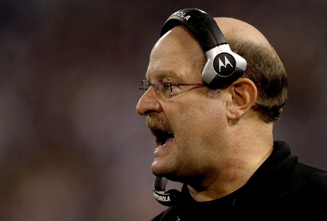 MINNEAPOLIS - NOVEMBER 21:  Head coach Brad Childress of the Minnesota Vikings on the sidelines against the Green Bay Packers at the Hubert H. Humphrey Metrodome on November 21, 2010 in Minneapolis, Minnesota.  (Photo by Matthew Stockman/Getty Images)