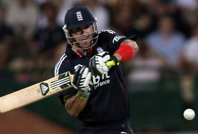 ADELAIDE, AUSTRALIA - JANUARY 12:  Kevin Pietersen of England bats during the First Twenty20 International Match between Australia and England at Adelaide Oval on January 12, 2011 in Adelaide, Australia.  (Photo by Morne de Klerk/Getty Images)