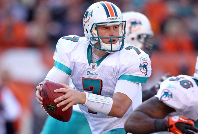 CINCINNATI - OCTOBER 31:  Chad Henne #7 of the Miami Dolphins looks to throw a pass during the NFL game against the Cincinnati Bengals at Paul Brown Stadium on October 31, 2010 in Cincinnati, Ohio.  (Photo by Andy Lyons/Getty Images)