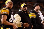 PITTSBURGH - JANUARY 11:  (L-R) Hines Ward #86, Jerome Bettis and Ben Roesthisberger #7 of the Pittsburgh Steelers look on from the sideline against the San Diego Chargers during their AFC Divisional Playoff Game on January 11, 2009 at Heinz Field in Pittsburgh, Pennsylvania.  (Photo by Gregory Shamus/Getty Images)