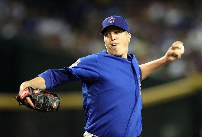 PHOENIX - JULY 05:  Starting pitcher Tom Gorzelanny #32 of the Chicago Cubs pitches against the Arizona Diamondbacks during the Major League Baseball game at Chase Field on July 5, 2010 in Phoenix, Arizona.  (Photo by Christian Petersen/Getty Images)
