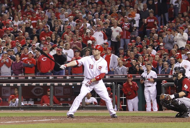 CINCINNATI, OH - SEPTEMBER 28: Joey Votto #19 of the Cincinnati Reds bats against the Houston Astros at Great American Ball Park on September 28, 2010 in Cincinnati, Ohio. The Reds won 3-2 to clinch the NL Central Division title. (Photo by Joe Robbins/Getty Images)