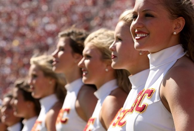 LOS ANGELES, CA - SEPTEMBER 05:  The USC Trojans Song Girls stand on the sidelines durng the game with the San Jose State Spartans on September 5, 2009 at the Los Angeles Coliseum in Los Angeles, California.  (Photo by Stephen Dunn/Getty Images)