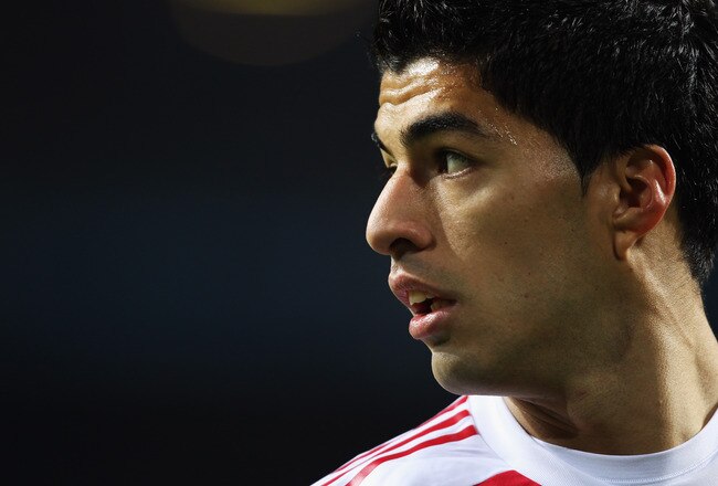 AMSTERDAM, NETHERLANDS - OCTOBER 19:  Luis Suarez of AFC Ajax looks on during the UEFA Champions League Group G match between AFC Ajax and AJ Auxerre at the Amsterdam ArenA on October 19, 2010 in Amsterdam, Netherlands.  (Photo by Bryn Lennon/Getty Images)