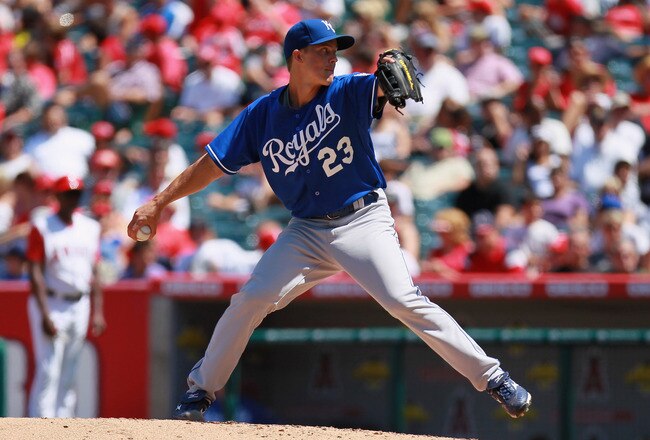 ANAHEIM, CA - AUGUST 11:  Zack Greinke #23 of the Kansas City Royals pitches against the Los Angeles Angels of Anaheim at Angel Stadium on August 11, 2010 in Anaheim, California.  (Photo by Jeff Gross/Getty Images)