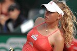 Caroline-wozniacki-sony-ericsson-wta-tour-2008-rome-yyizf0_crop_150x100