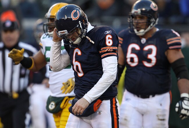 CHICAGO, IL - JANUARY 23:  Quarterback Jay Cutler #6 of the Chicago Bears reacts in the second quarter against the Green Bay Packers in the NFC Championship Game at Soldier Field on January 23, 2011 in Chicago, Illinois.  (Photo by Jonathan Daniel/Getty Images)
