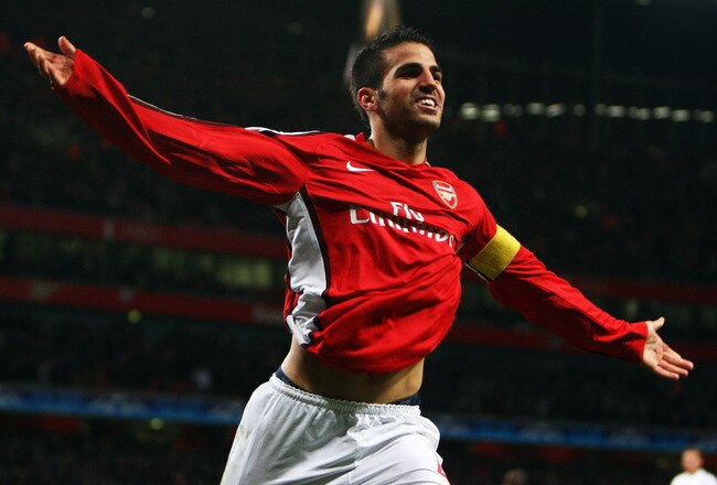 LONDON, ENGLAND - NOVEMBER 04:  Cesc Fabregas of Arsenal celebrates scoring the third goal of the game during the UEFA Champions League Group H match between Arsenal and AZ Alkmaar at the Emirates Stadium on November 4, 2009 in London, England.  (Photo by Phil Cole/Getty Images)