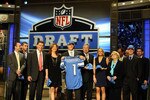 2009nfldraft1r1quivpairl_crop_150x100