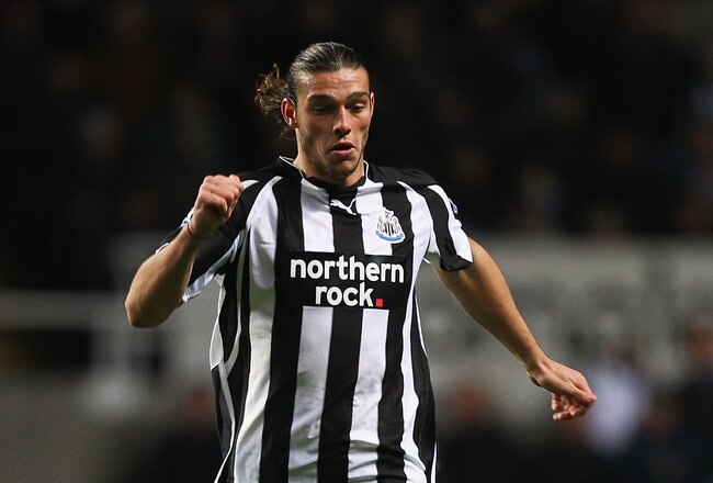 NEWCASTLE UPON TYNE, ENGLAND - NOVEMBER 10:  Andy Carroll of Newcastle United ini action during the Barclays Premier League match between Newcastle United and Blackburn Rovers at St James' Park on November 10, 2010 in Newcastle upon Tyne, England.  (Photo by Matthew Lewis/Getty Images)