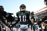 PHILADELPHIA, PA - JANUARY 09:  DeSean Jackson #10 of the Philadelphia Eagles takes the field before playing against the Green Bay Packers in the 2011 NFC wild card playoff game at Lincoln Financial Field on January 9, 2011 in Philadelphia, Pennsylvania.  (Photo by Al Bello/Getty Images)