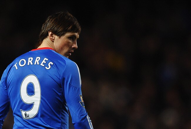 LONDON, ENGLAND - FEBRUARY 06:  Fernando Torres of Chelsea looks thoughtful during the Barclays Premier League match between Chelsea and Liverpool at Stamford Bridge on February 6, 2011 in London, England.  (Photo by Laurence Griffiths/Getty Images)