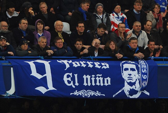 LONDON, ENGLAND - FEBRUARY 06:  A banner welcomes new Chelsea signing Fernando Torres during the Barclays Premier League match between Chelsea and Liverpool at Stamford Bridge on February 6, 2011 in London, England.  (Photo by Laurence Griffiths/Getty Images)