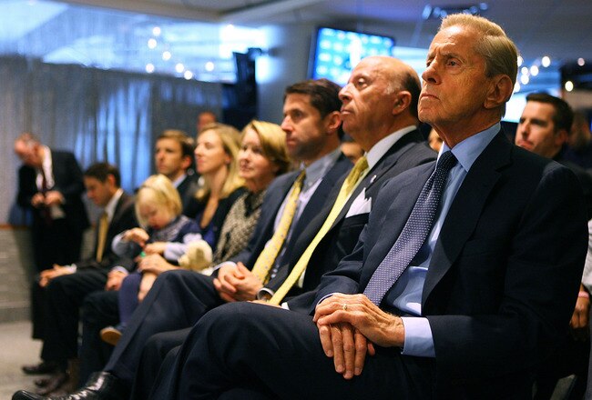 NEW YORK - OCTOBER 29:  Fred Wilpon, president of the Mets, far right, listens while Sandy Alderson answers questions during a press conference introducing Alderson as the general manager for the New York Mets on October 29, 2010 at Citi Field in the Flushing neighborhood of the Queens borough of New York City. Wilpon sat with Alderson's family, along with Saul Katz, CEO of the Mets and Jeff Wilpon, chief operating officer of the Mets.  (Photo by Andrew Burton/Getty Images)