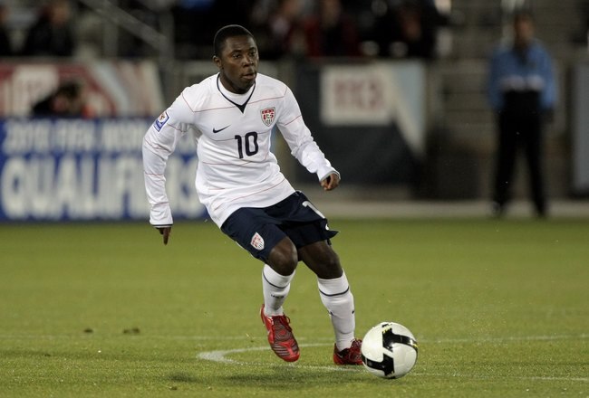 COMMERCE CITY, CO - NOVEMBER 19:  Freddy Adu #10 of the USA controls the ball against Guatemala during their semifinal round FIFA World Cup qualifier match at Dick's Sporting Goods Park on November 19, 2008 in Commerce City, Colorado. USA defeated Guatemala 2-0.  (Photo by Doug Pensinger/Getty Images)