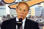 Andy_macphail_crop_150x100