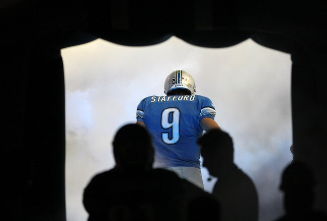 DETROIT - SEPTEMBER 20:  Quarterback Matthew Stafford #9 of the Detroit Lions runs onto the field during pregme introductions for the gamel against the Minnesota Vikings at Ford Field on September 20, 2009 in Detroit, Michigan.  (Photo by Stephen Dunn/Getty Images)