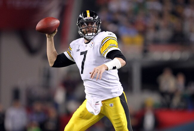 ARLINGTON, TX - FEBRUARY 06:  Quarterback Ben Roethlisberger #7 of the Pittsburgh Steelers throws a pass against the Green Bay Packers during Super Bowl XLV at Cowboys Stadium on February 6, 2011 in Arlington, Texas. The Packers won 31-25.  (Photo by Jamie Squire/Getty Images)