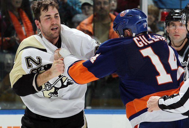 Penguins Islanders Fight