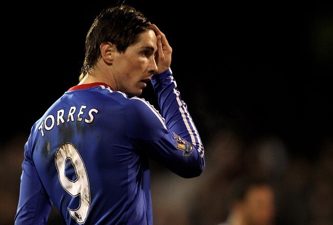 LONDON, ENGLAND - FEBRUARY 14:  Fernando Torres of Chelsea looks on during the Barclays Premier League match between Fulham and Chelsea at Craven Cottage on February 14, 2011 in London, England.  (Photo by Scott Heavey/Getty Images)