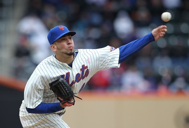 NEW YORK - MAY 09:  Oliver Perez #46 of the New York Mets pitches against the San Francisco Giants at Citi Field on May 9, 2010 in the Flushing neighborhood of the Queens borough of New York City.  (Photo by Nick Laham/Getty Images)