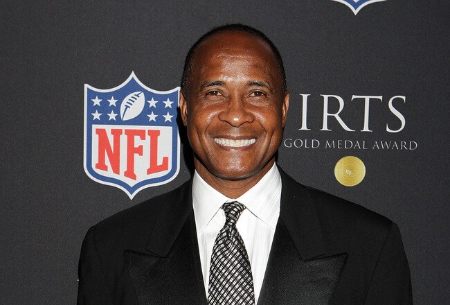 NEW YORK - SEPTEMBER 18:  Former NFL player Lynn Swann attends the IRTS Gold Metal Award Gala September 18, 2008 at the Waldorf-Astoria in New York City.  (Photo by Mike Stobe/Getty Images)