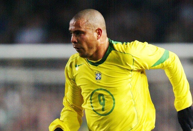 DUBLIN - FEBRUARY 18:  Ronaldo of Brazil runs with the ball during the International Friendly match between Republic of Ireland and Brazil held on February 18, 2004 at Lansdowne Road, in Dublin, Ireland. The match ended in a 0-0 draw. (Photo by Laurence Griffiths/Getty Images)