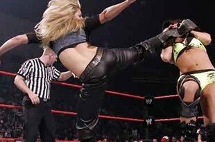 Trishstratus6_crop_310x205